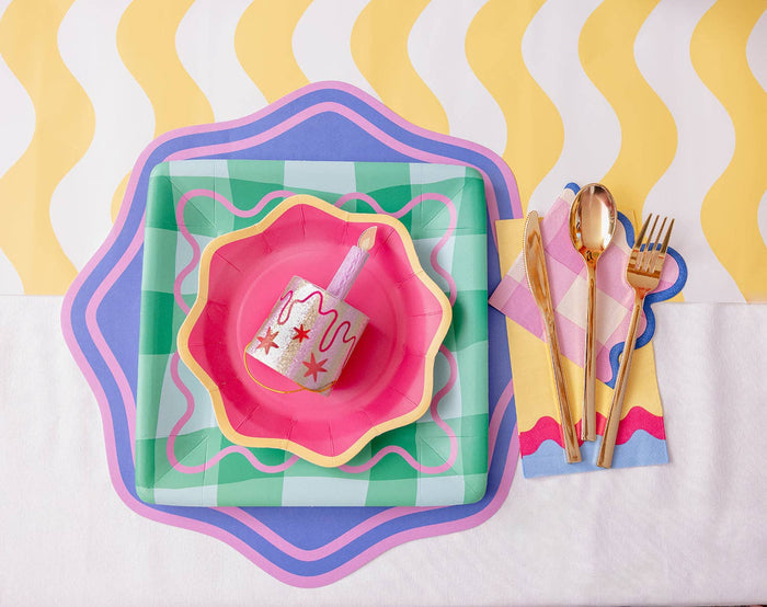 Colorwave Dessert Plates 8" - bubblegum market