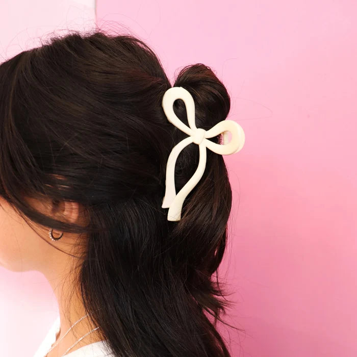 Coquette Bow Hair Claw - bubblegum market