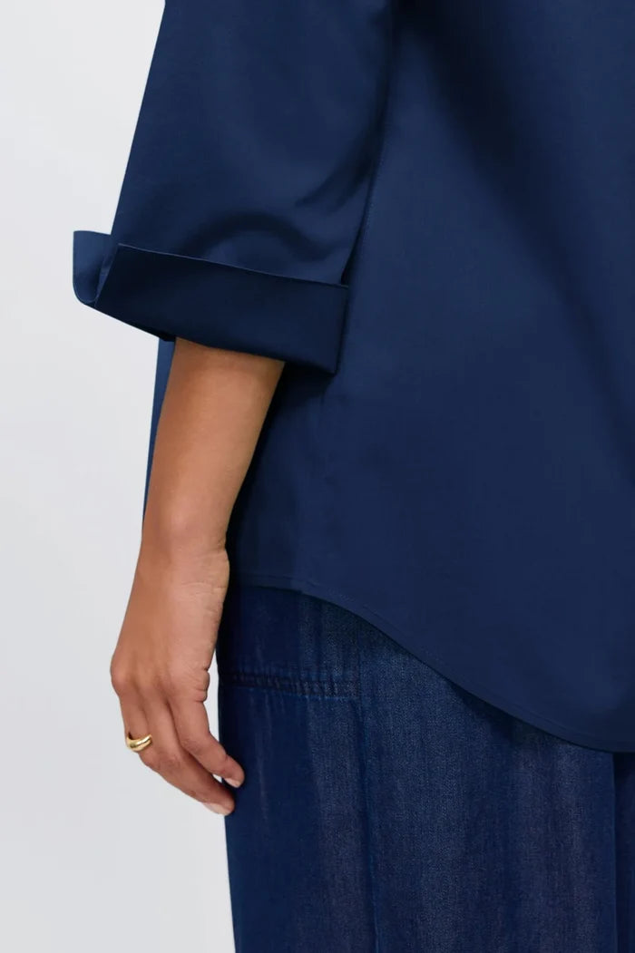 Foxcroft Therese Stretch 3/4 Sleeve Popover Shirt in Navy - Mildred Hoit