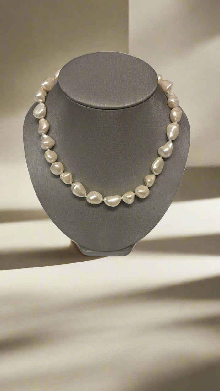 Kenneth Jay Lane 18" Light Cultura Mother of Pearl Necklace - Mildred Hoit