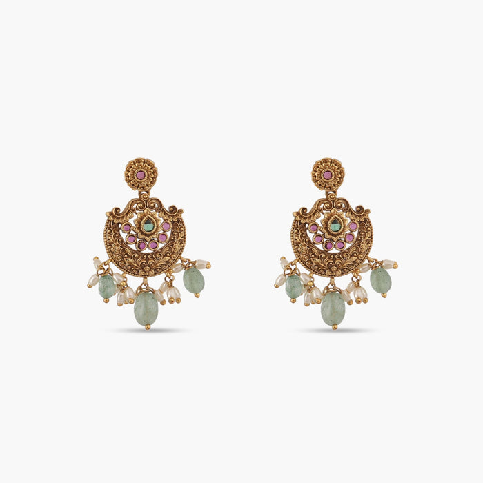 Samhita Antique Necklace Set