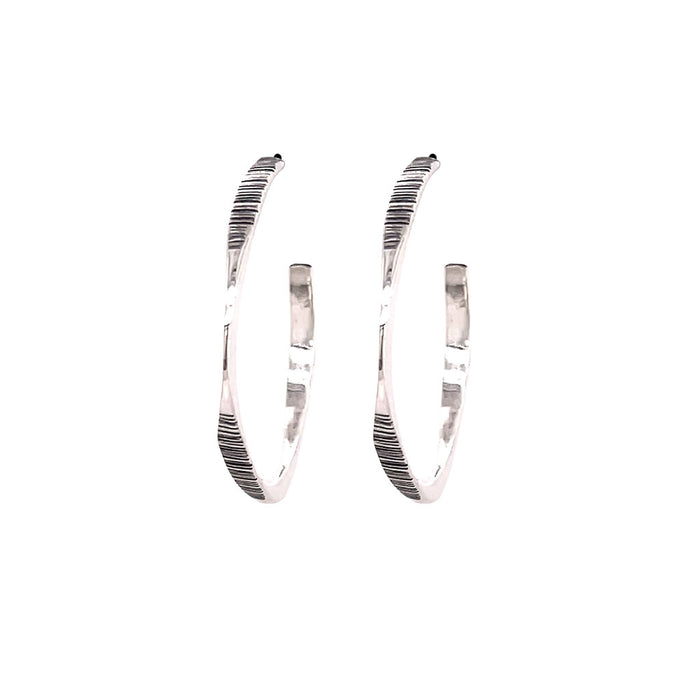 Small Forward Facing Mobius Earrings (RE1715)